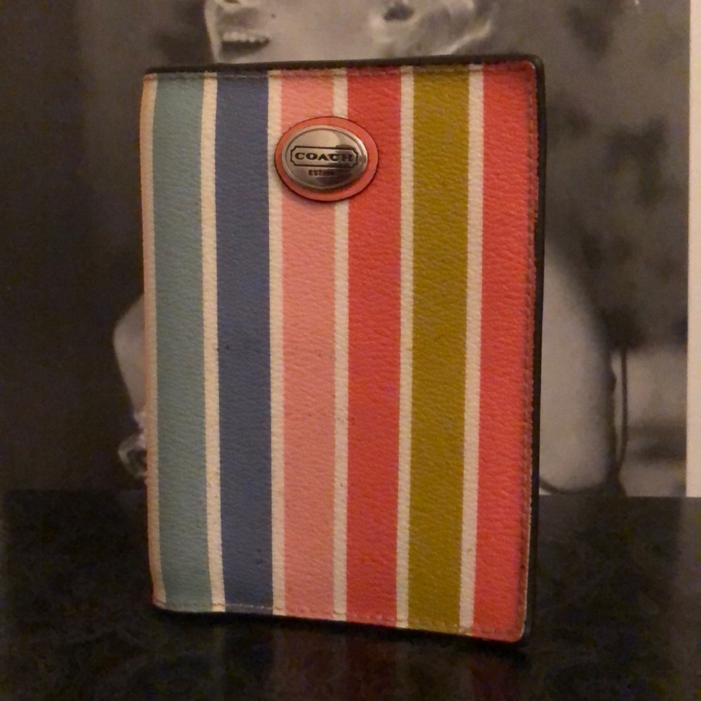 Coach passport wallet